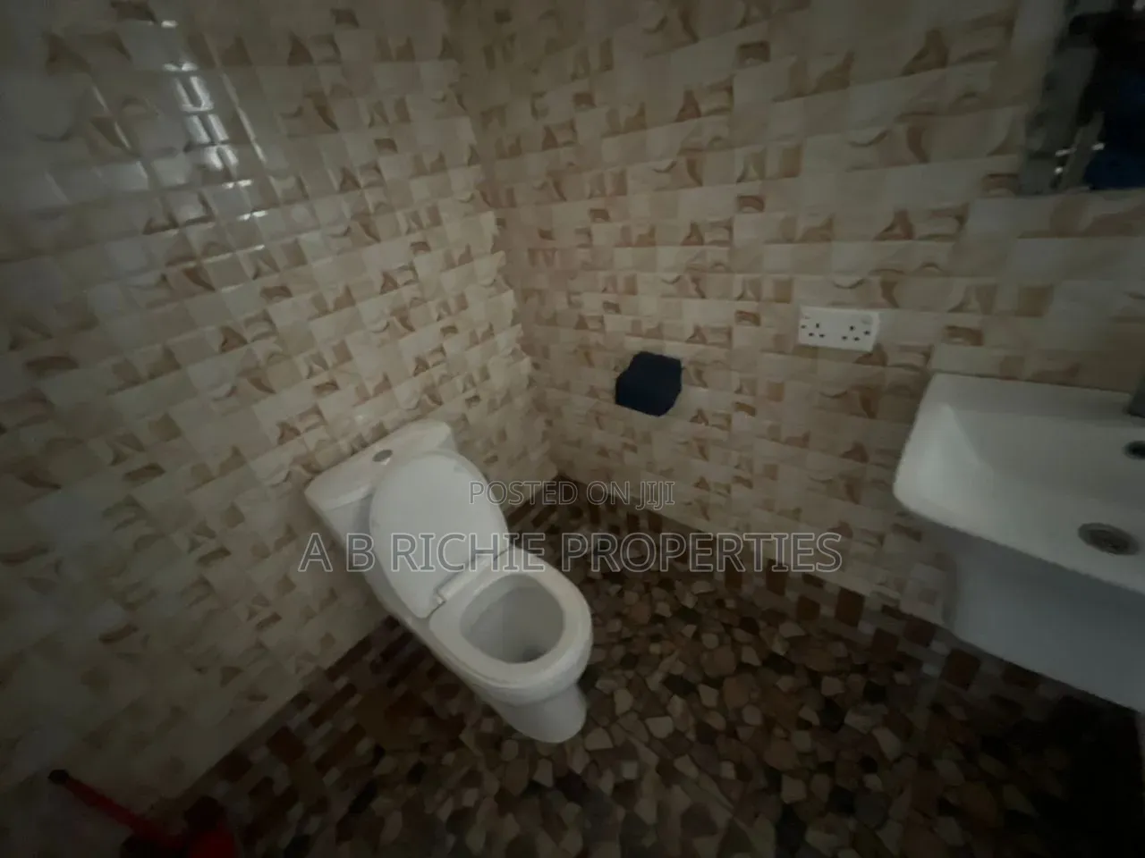 2bdrm Apartment in Ab Richie Properties, Tseaddo for rent
