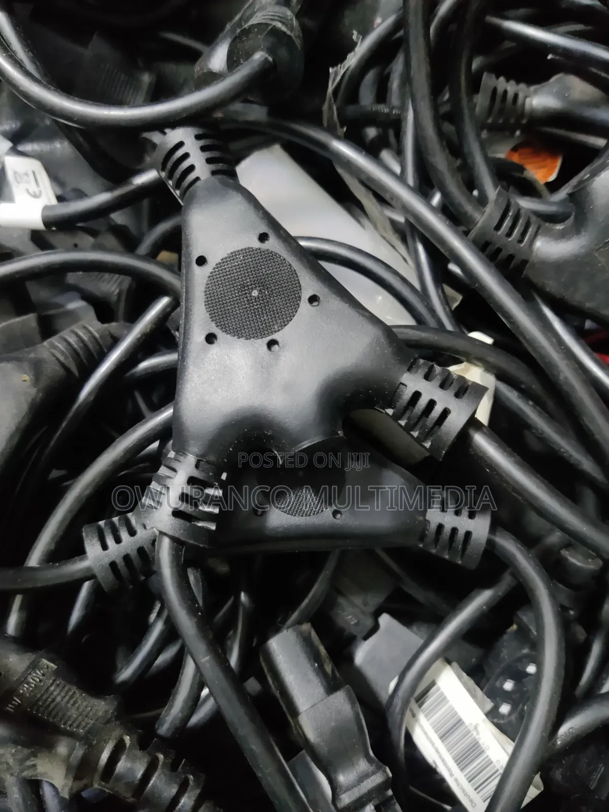 Heavy Duty 3-in-1 Splitter Y Computer Power Cable (90° Sprinter Y)