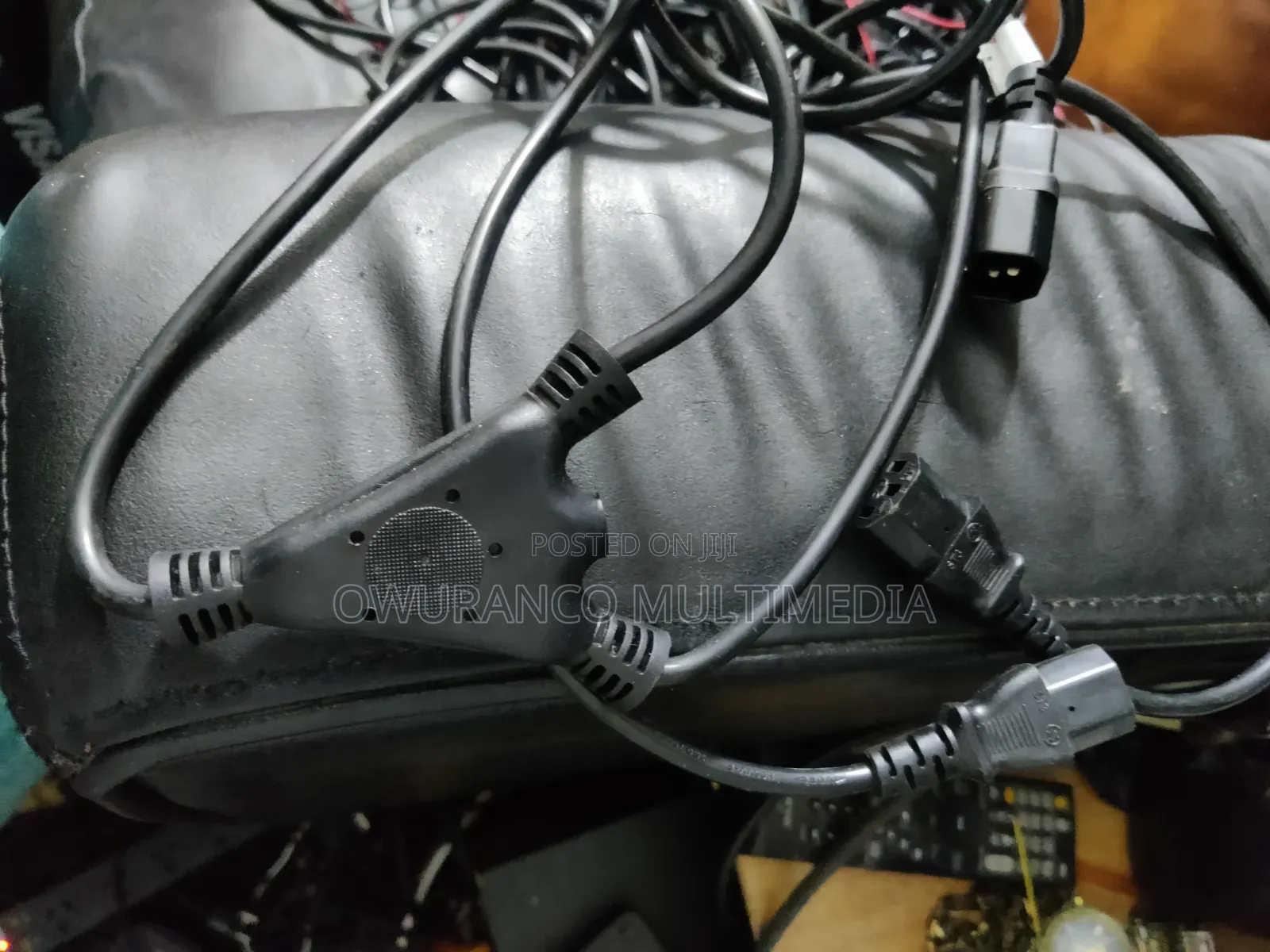 Heavy Duty 3-in-1 Splitter Y Computer Power Cable (90° Sprinter Y)