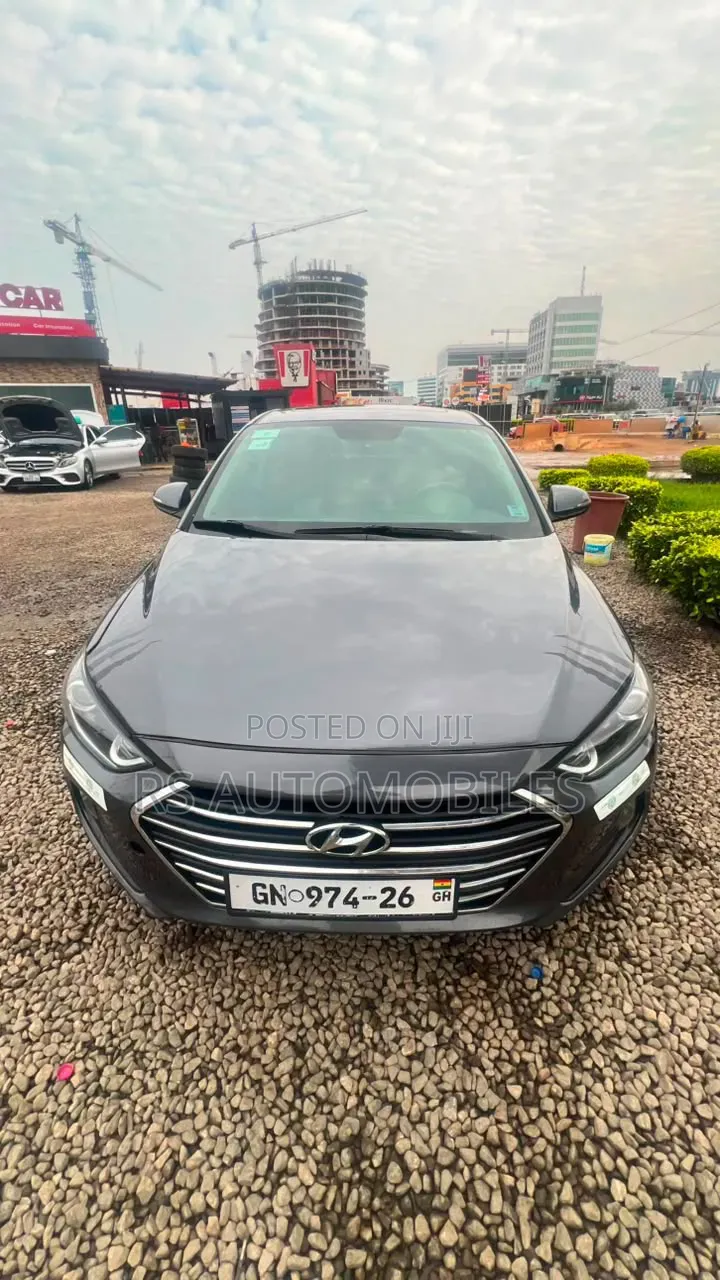 Hyundai Elantra 2018 Black