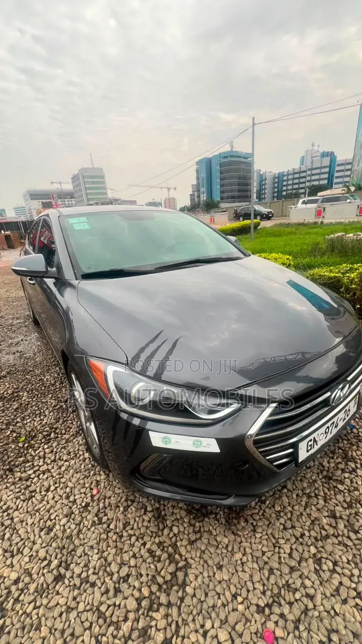 Hyundai Elantra 2018 Black