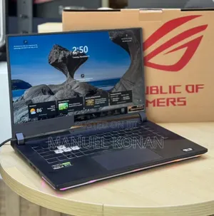New Laptop Asus 16GB AMD Ryzen 9 SSD 512GB