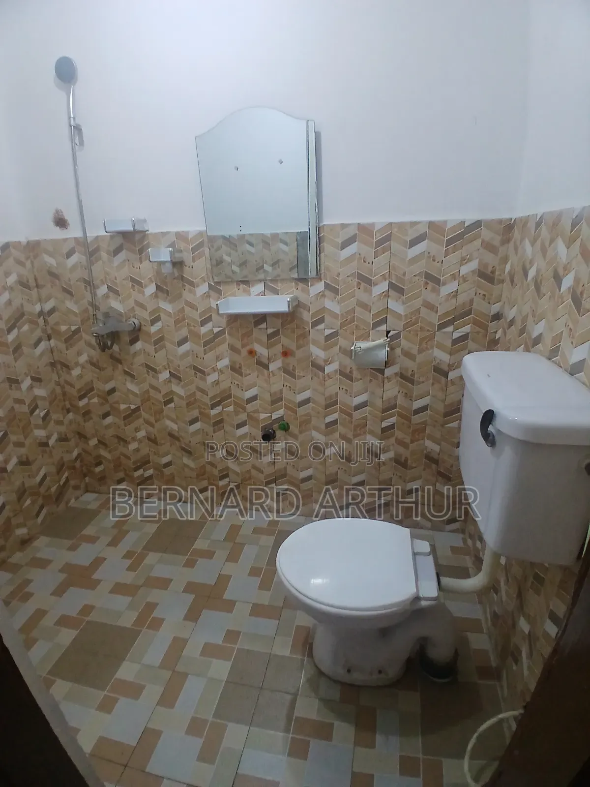 5bdrm Duplex in Bernard Agency, Amasaman for rent