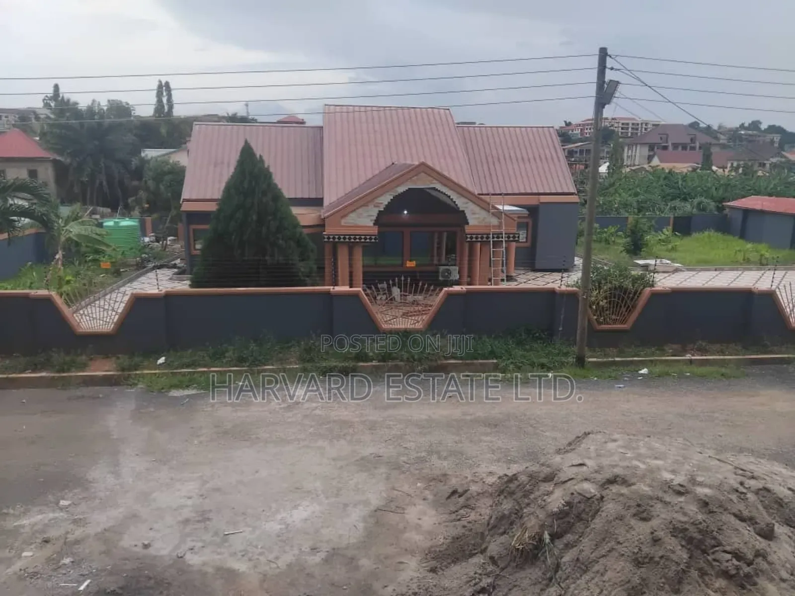 5bdrm House in Santasi, Kumasi Metropolitan for rent