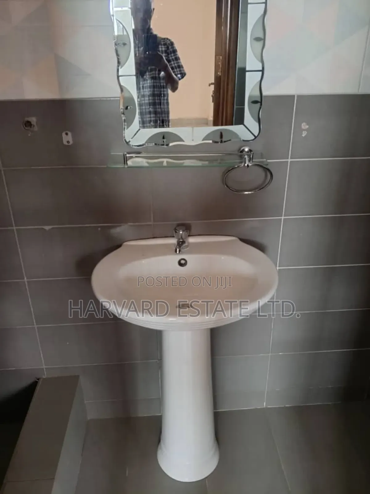 5bdrm House in Santasi, Kumasi Metropolitan for rent