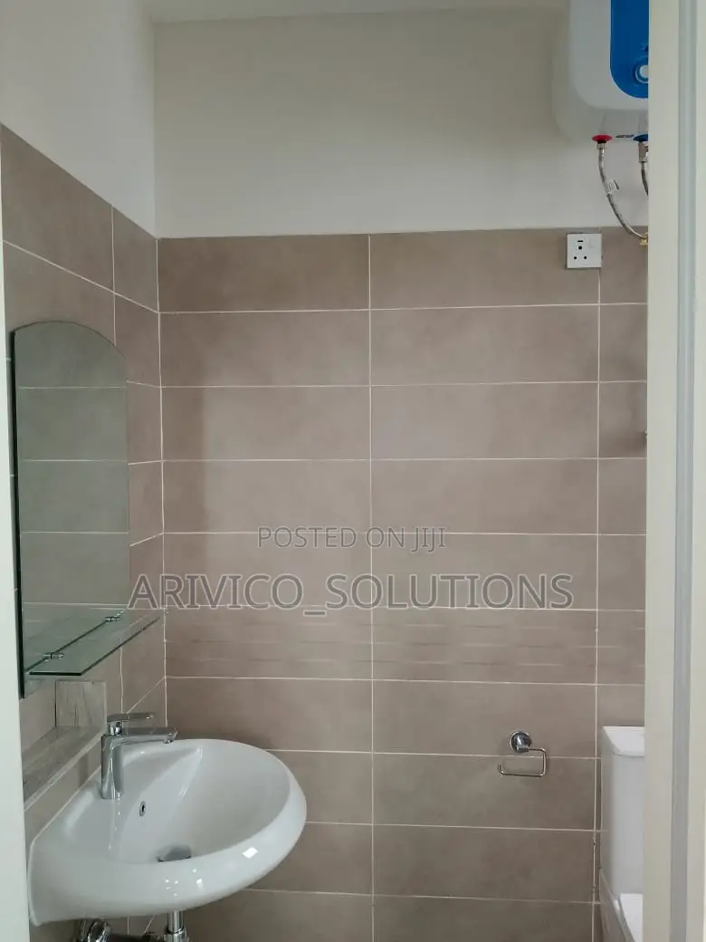 2bdrm Townhouse / Terrace in Tse Addo, Accra Metropolitan for rent