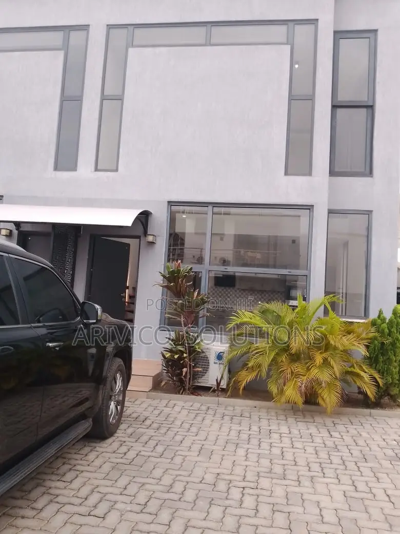 2bdrm Townhouse / Terrace in Tse Addo, Accra Metropolitan for rent