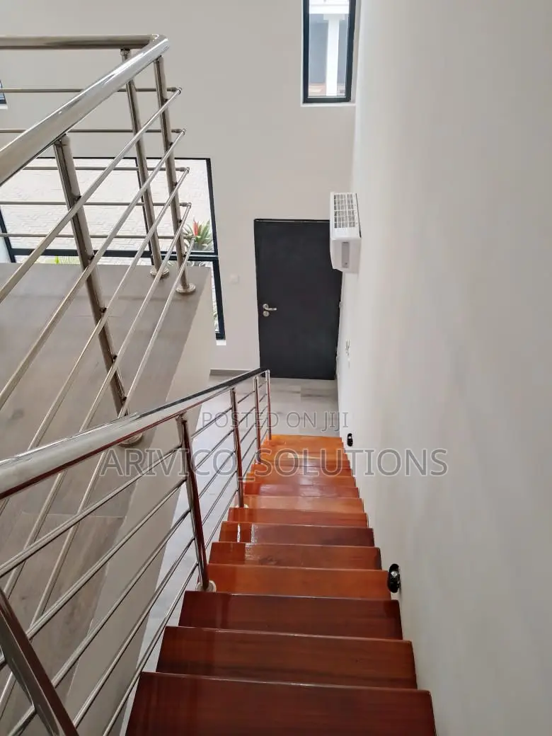 2bdrm Townhouse / Terrace in Tse Addo, Accra Metropolitan for rent