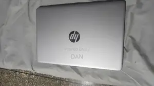 Laptop HP 14-dq1088wm 8GB Intel Core i5 HDD 128GB