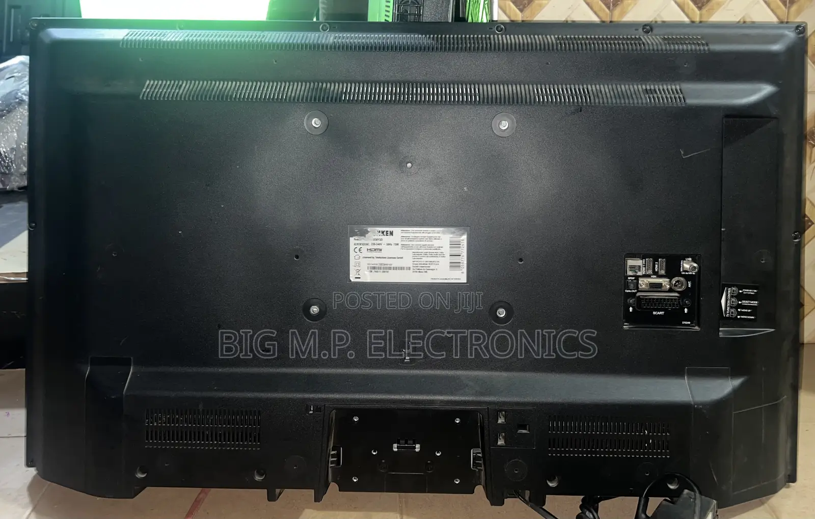 Telefunken 40 Inches Smart Digital Satellite. Full HD Display.
