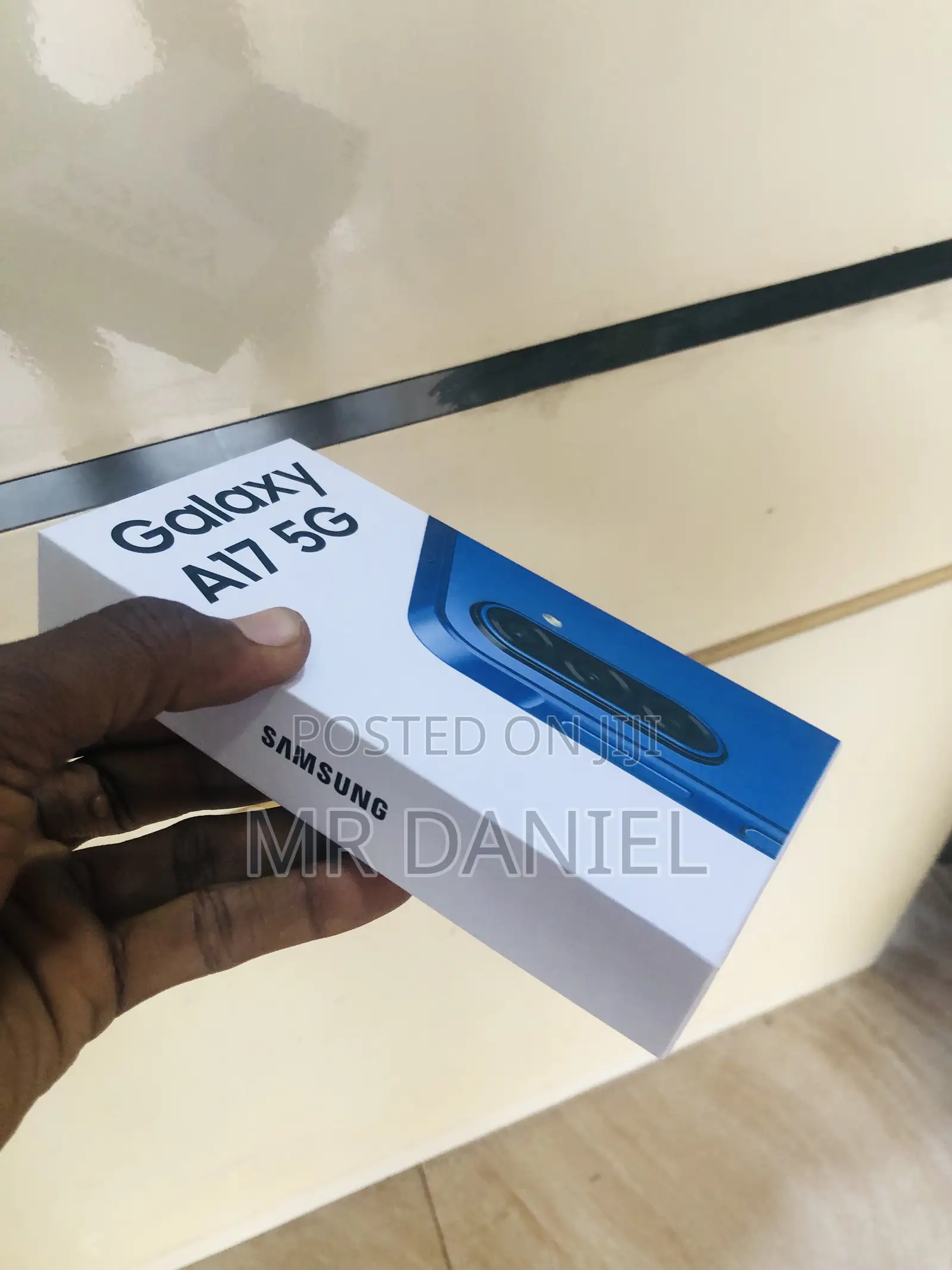 New Samsung Galaxy A17 5G 256 GB Blue