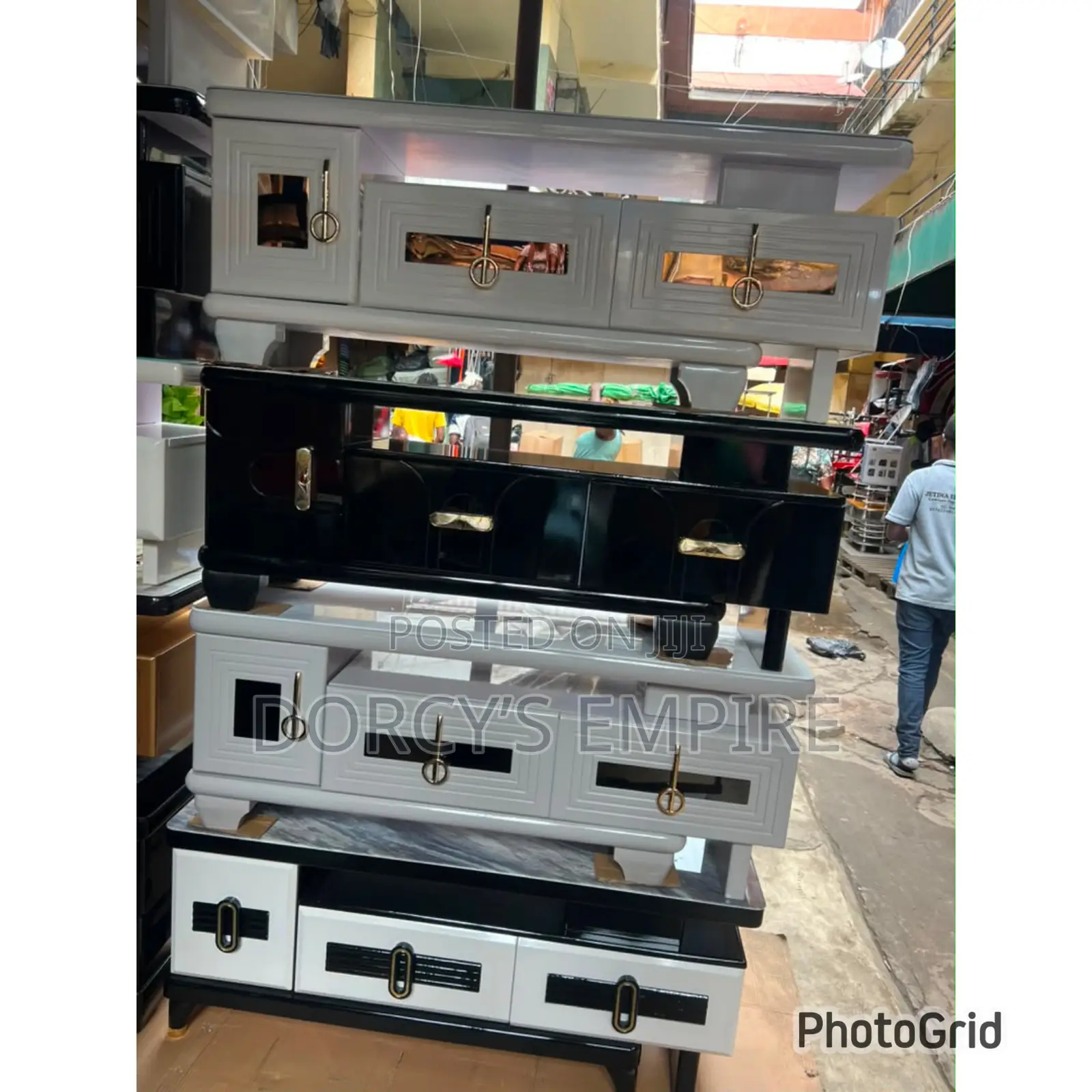Adjustable TV Stand