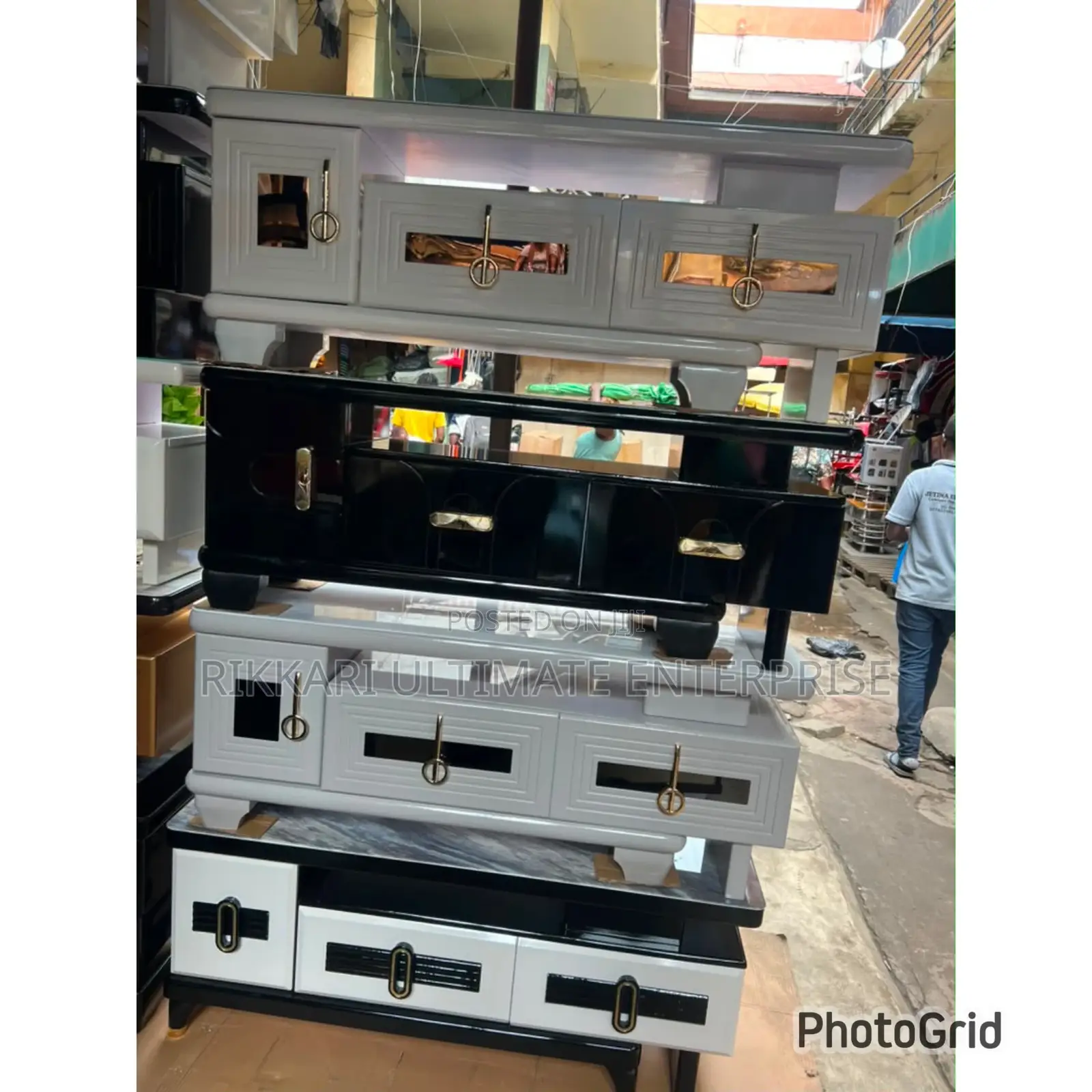 Adjustable TV Stand