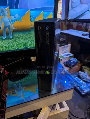 Microsoft Xbox360 Slim With 17games Loaded
