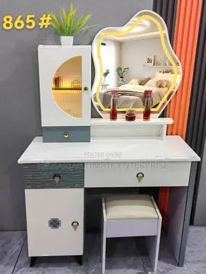 Vanity Set