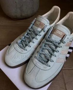 Adidas Kith Classic