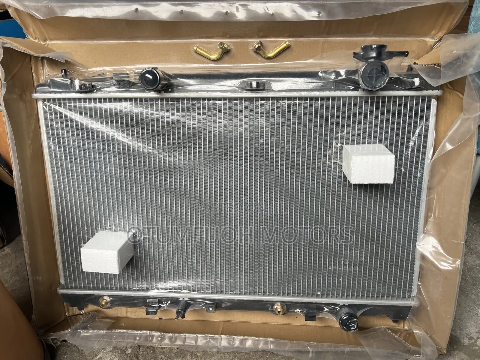 Toyota Camry 2007, 2008, 2009 2010 Radiator (Water Tank)