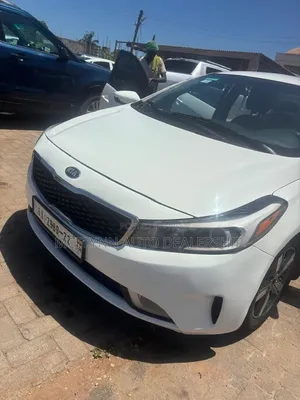 Kia Forte 2018 White