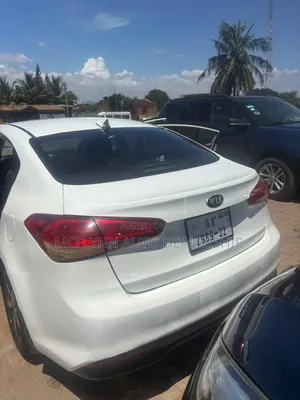 Kia Forte 2018 White