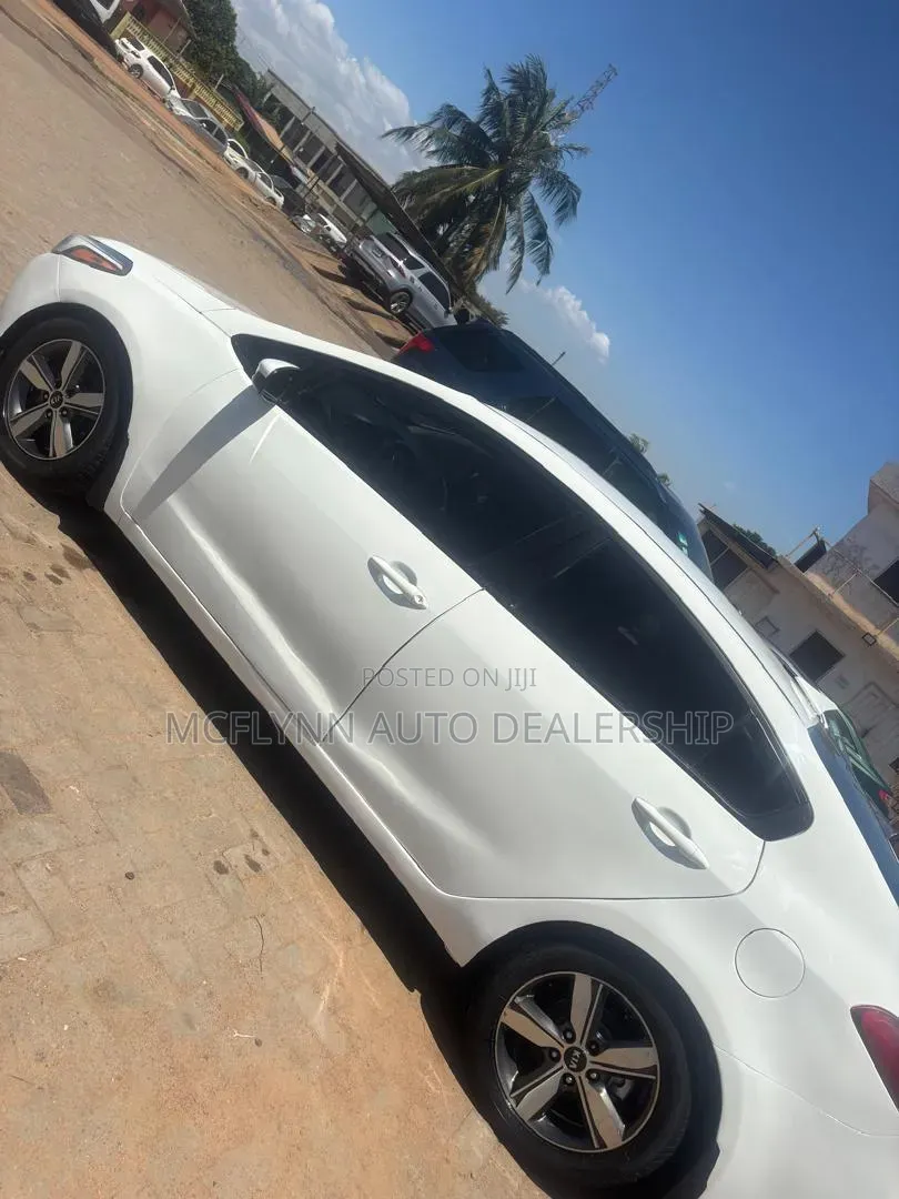 Kia Forte 2018 White