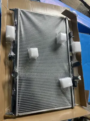 Nissan Sentra 2007 2008 2009 2010 Radiator (Water Tank)