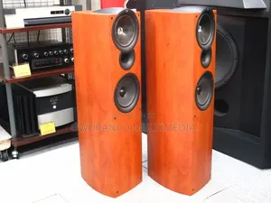 KEF Q4 Floorstanding Speakers – Audiophile British Sound