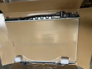 Nissan Hardbody Radiator (Water Tank)