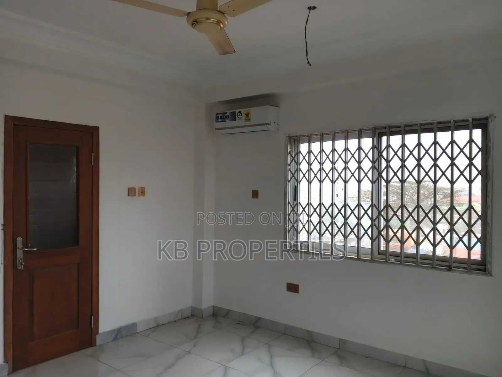 4bdrm Apartment in Kb Properties, Lashibi for rent