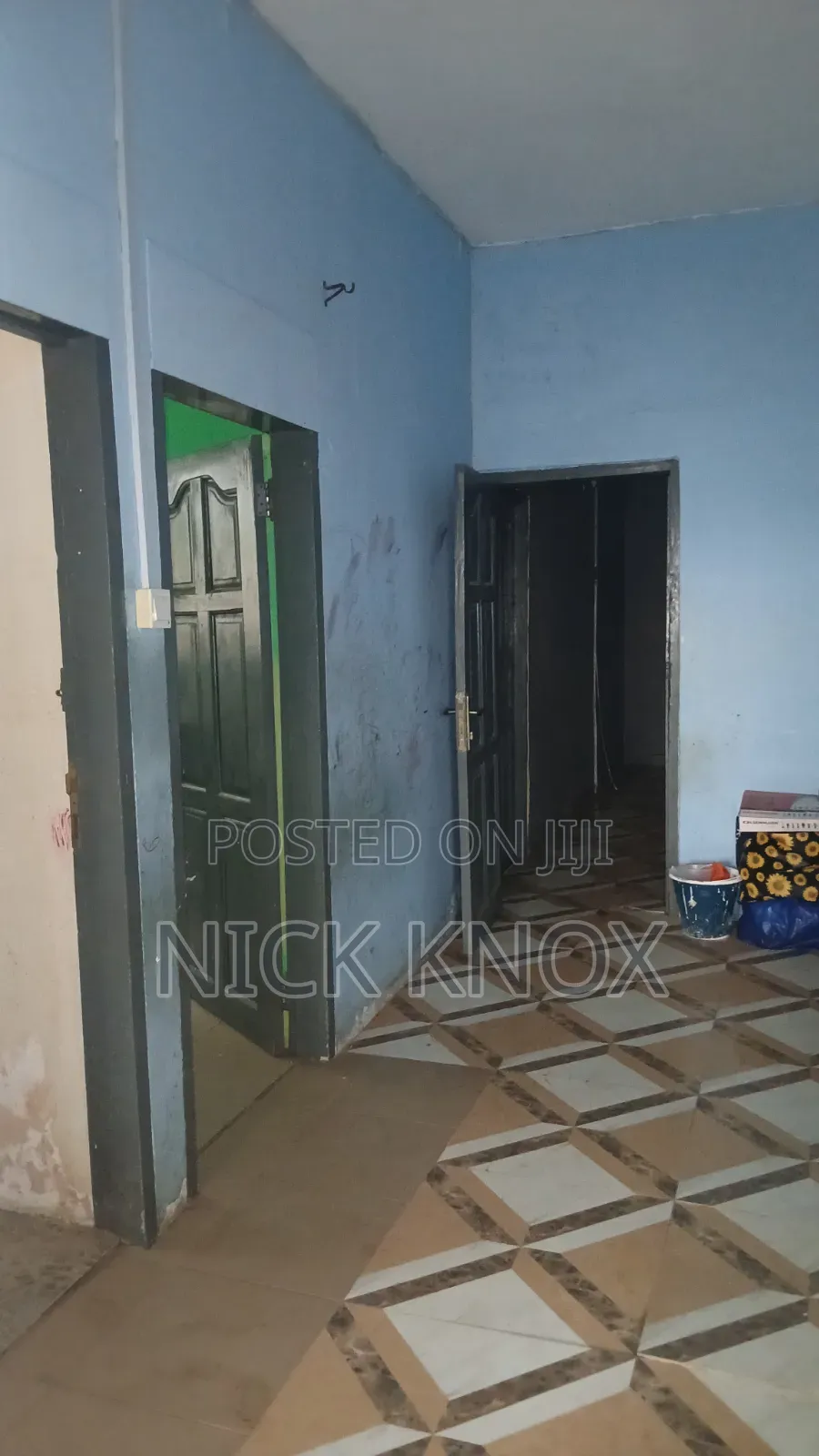 3bdrm Apartment in Barrier, Nungua for rent