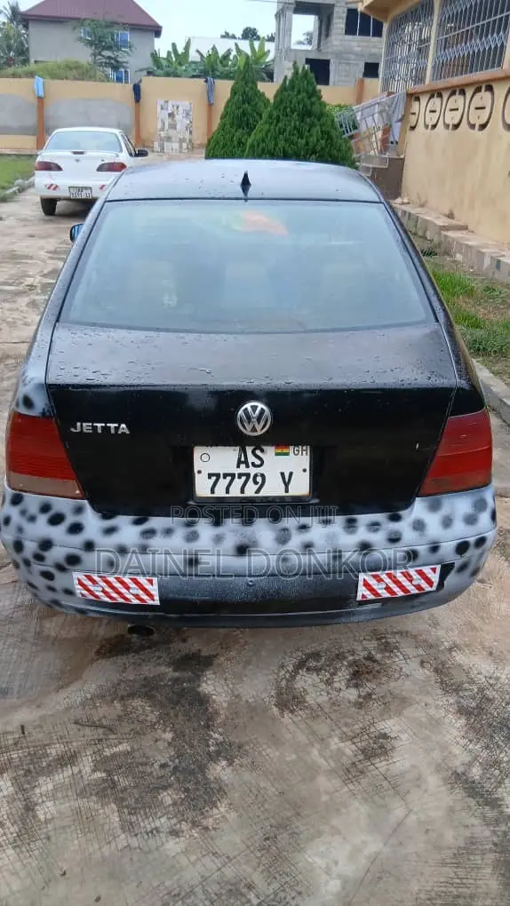 Volkswagen Jetta 2003 Black