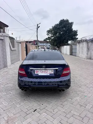 Mercedes-Benz C250 2014 Blue