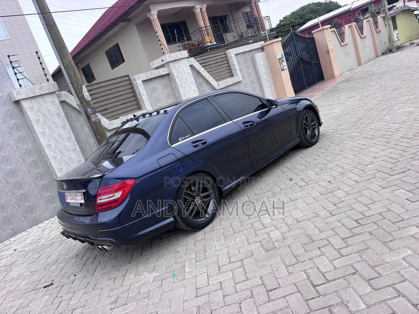 Mercedes-Benz C250 2014 Blue