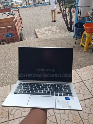 Laptop HP EliteBook 830 G8 8GB Intel Core i5 SSD 256GB