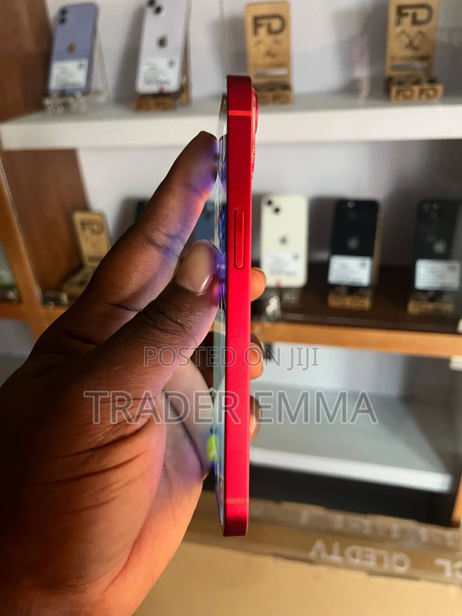 Apple iPhone 13 128 GB Red