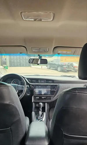 Toyota Corolla Altis 2019 Silver