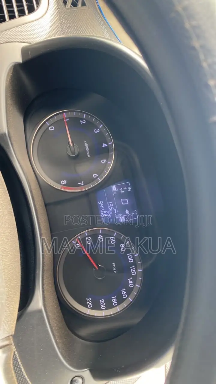 Hyundai Accent SE Sedan 2016 White