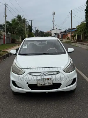 Hyundai Accent SE Sedan 2016 White