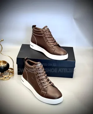 Lacoste Straightset Insulac High-Top Sneaker In