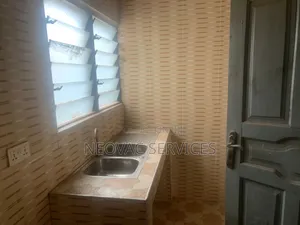 1bdrm Apartment in Little Roses Area for rent