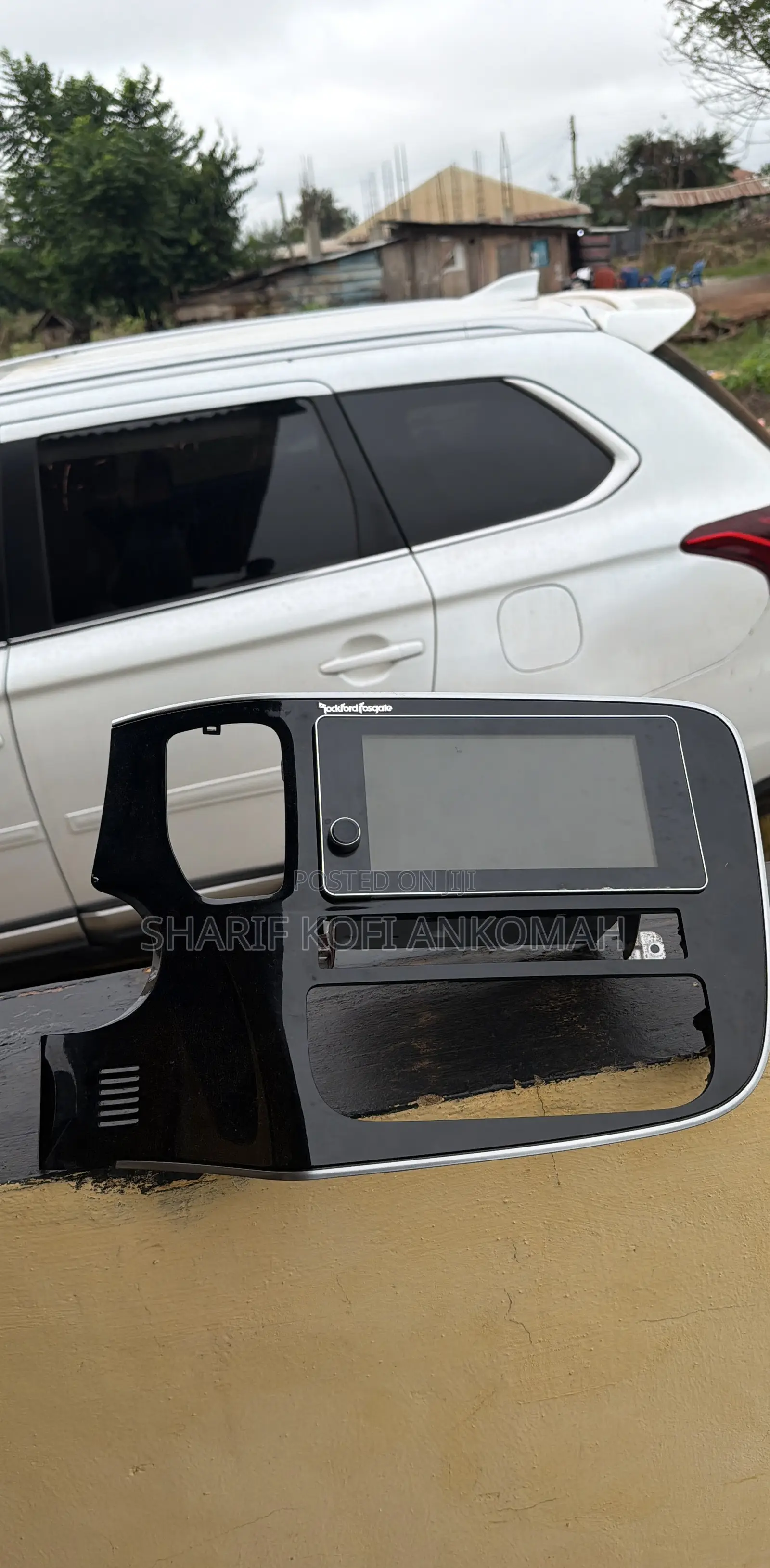 Outlander 2017-2020 Display Screen