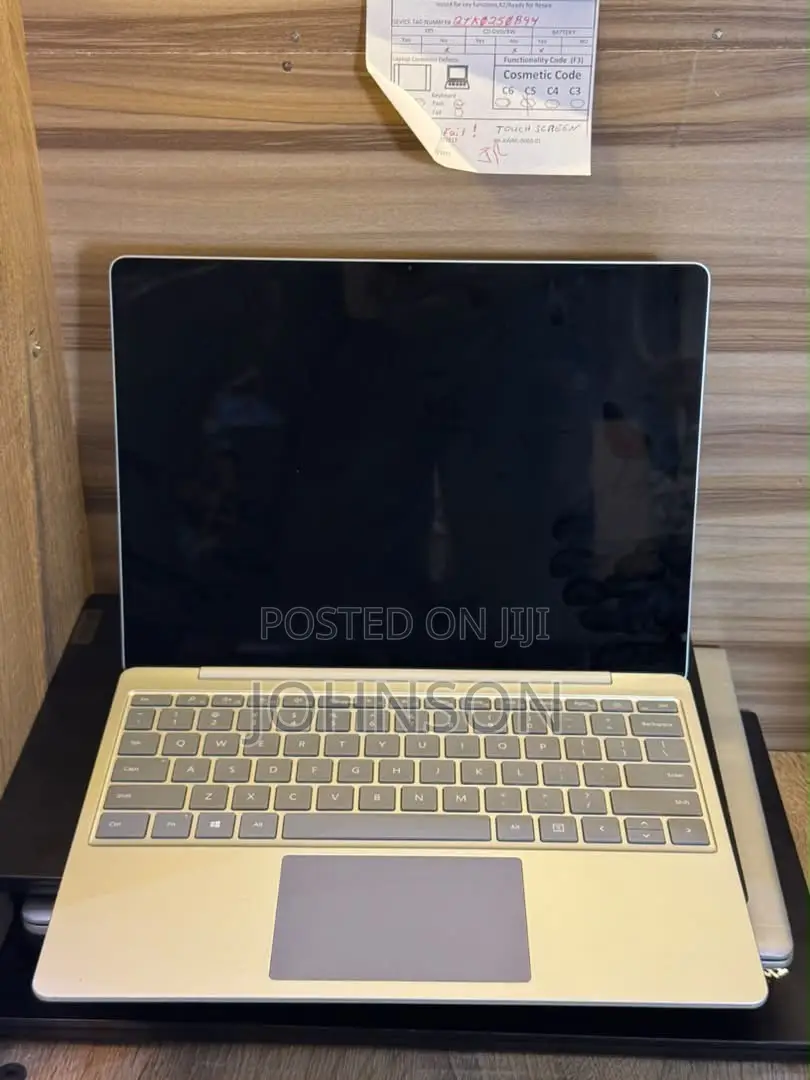 Laptop Microsoft Surface Go 16GB Intel Core i5 SSD 256GB