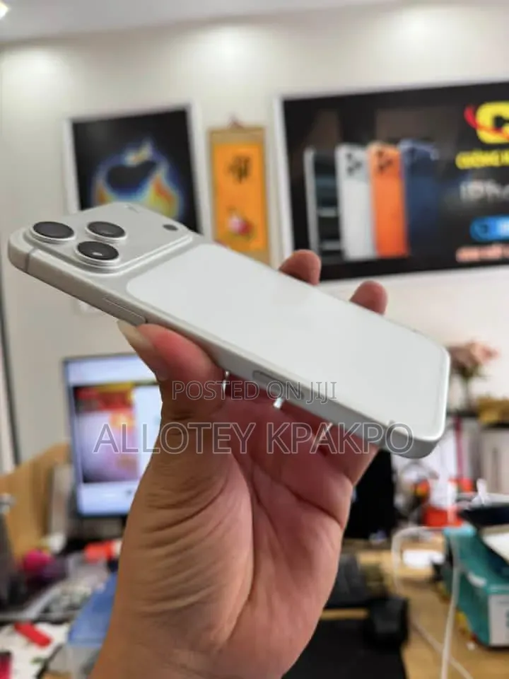 Apple iPhone 17 Pro Max 256 GB White