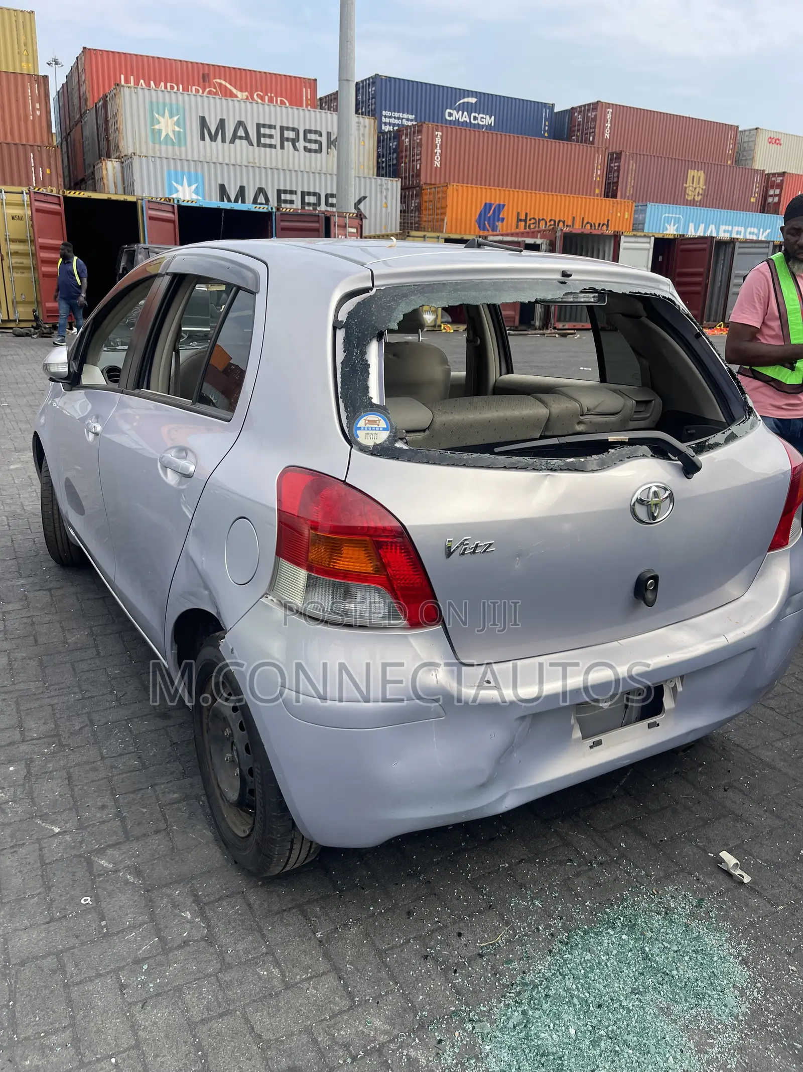 Toyota Vitz 1.0 FWD 3dr 2010 Silver