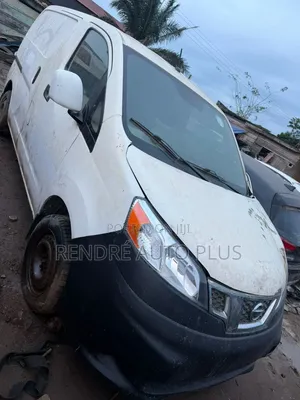 Nissan NV1500 2015 White
