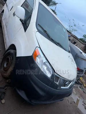 Nissan NV1500 2015 White