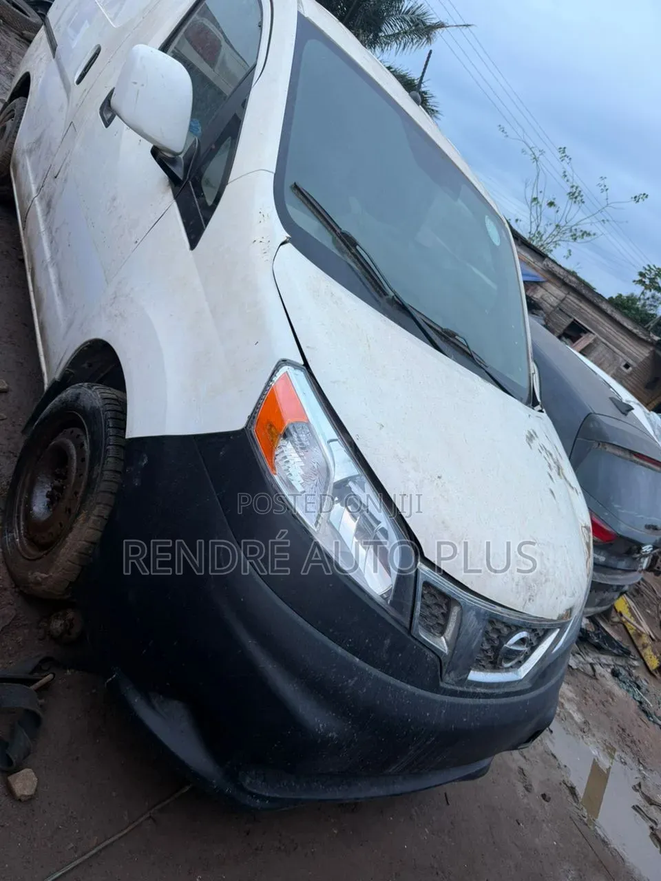 Nissan NV1500 2015 White