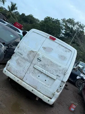 Nissan NV1500 2015 White