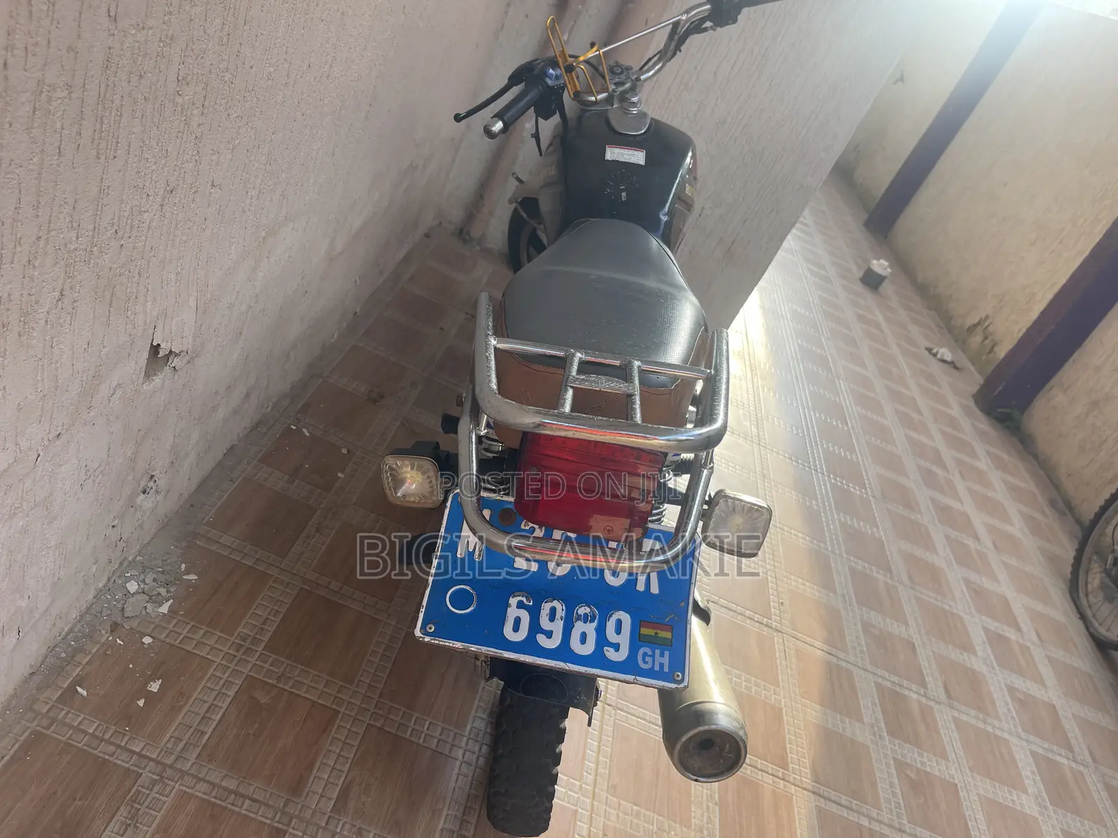 Royal Motorcycle 2025 Blue