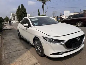 New Mazda 3 2022 White