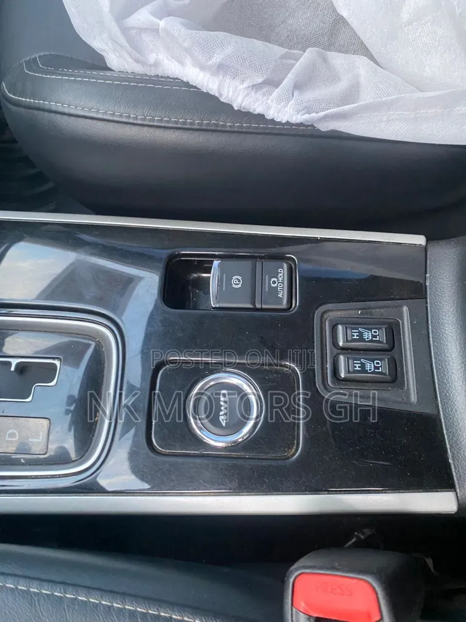 Mitsubishi Outlander SEL FWD 2019 White